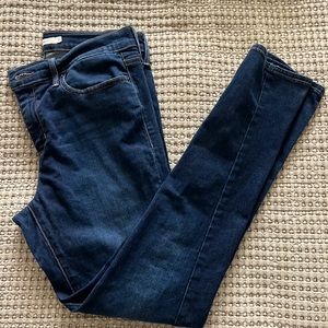 Slimming Skinny Levi Jeans